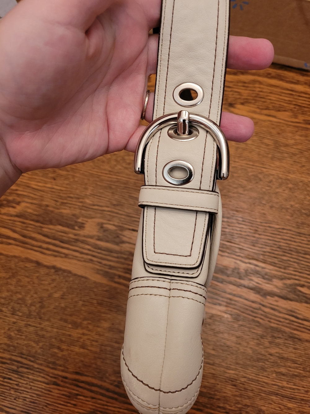 Vintage Coach Soho Cream Leather Shoulder Bag Y2K Buckle Straps Silver Hardware - Picture 7 of 12